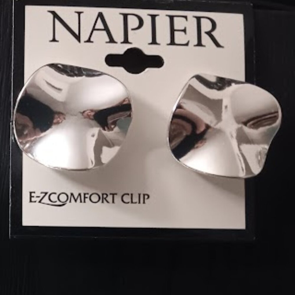 NAPIER Mod/Contemporary Silver UFO Flying Saucer E-Z Comfort Clip On Earrings
